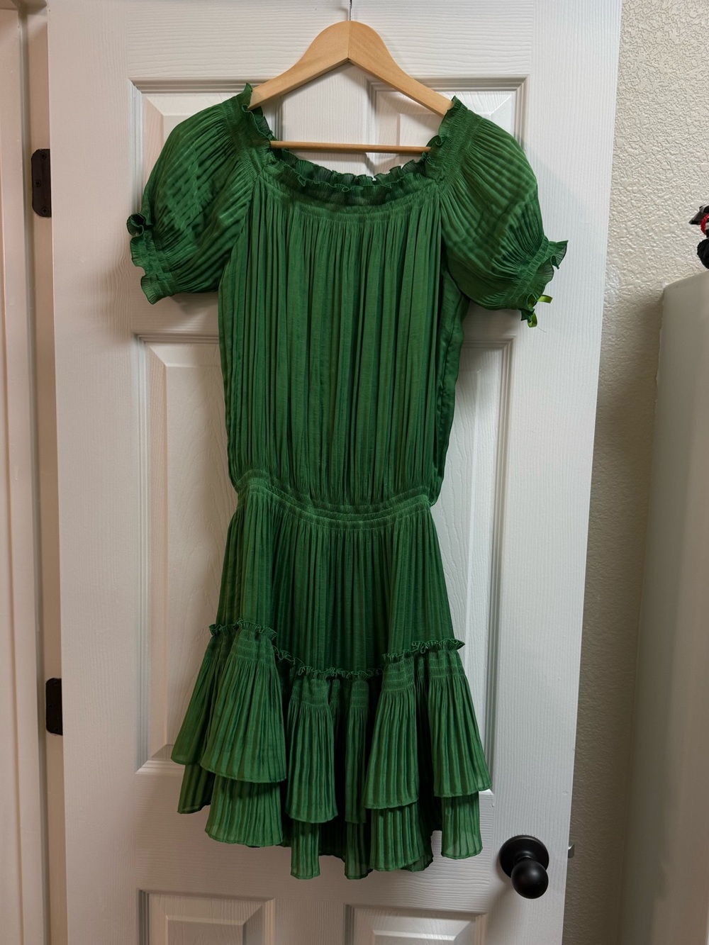Diane Von Furstenberg Green Ruffle Tiered Dress